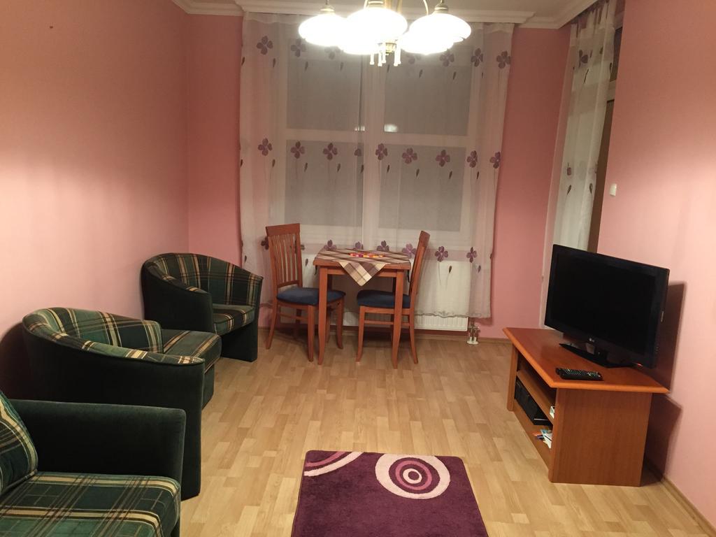 Yuliya 9 Appartement Hévíz Buitenkant foto