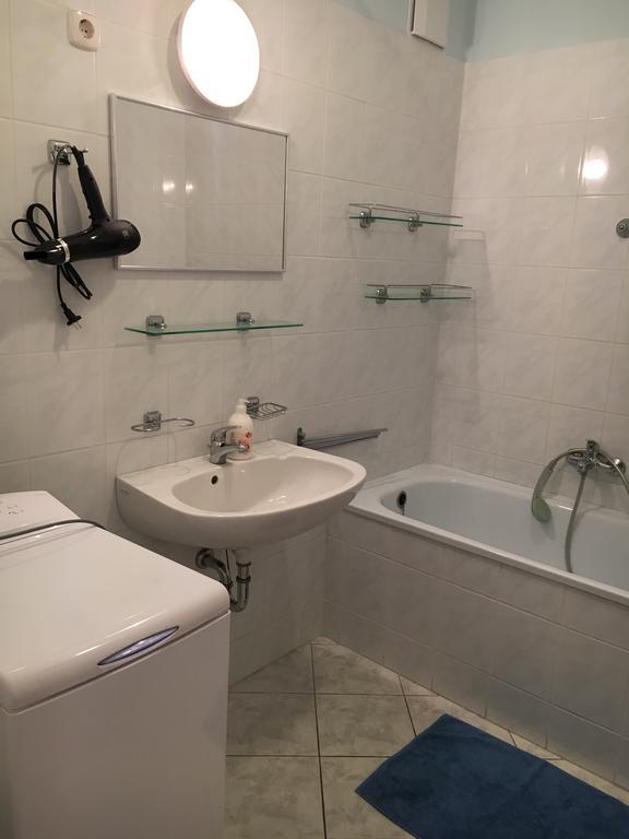 Yuliya 9 Appartement Hévíz Buitenkant foto